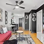 Retro Chic Vibes, Tropical Pool & Prime Location
